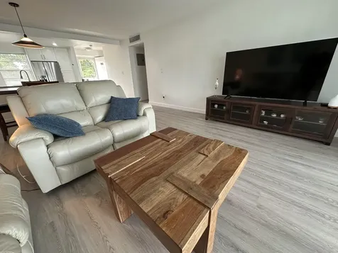141 SE 3rd Avenue Dania Beach FL 33004