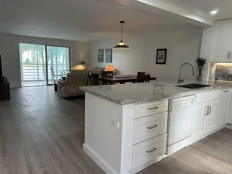 141 SE 3rd Avenue Dania Beach FL 33004