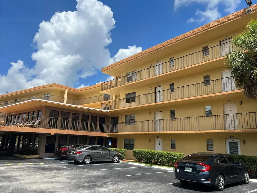 9273 SW 8th Street Boca Raton FL 33428