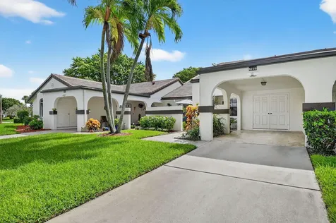 5710 Parkwalk Circle Boynton Beach FL 33472