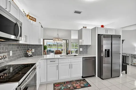 5710 Parkwalk Circle Boynton Beach FL 33472