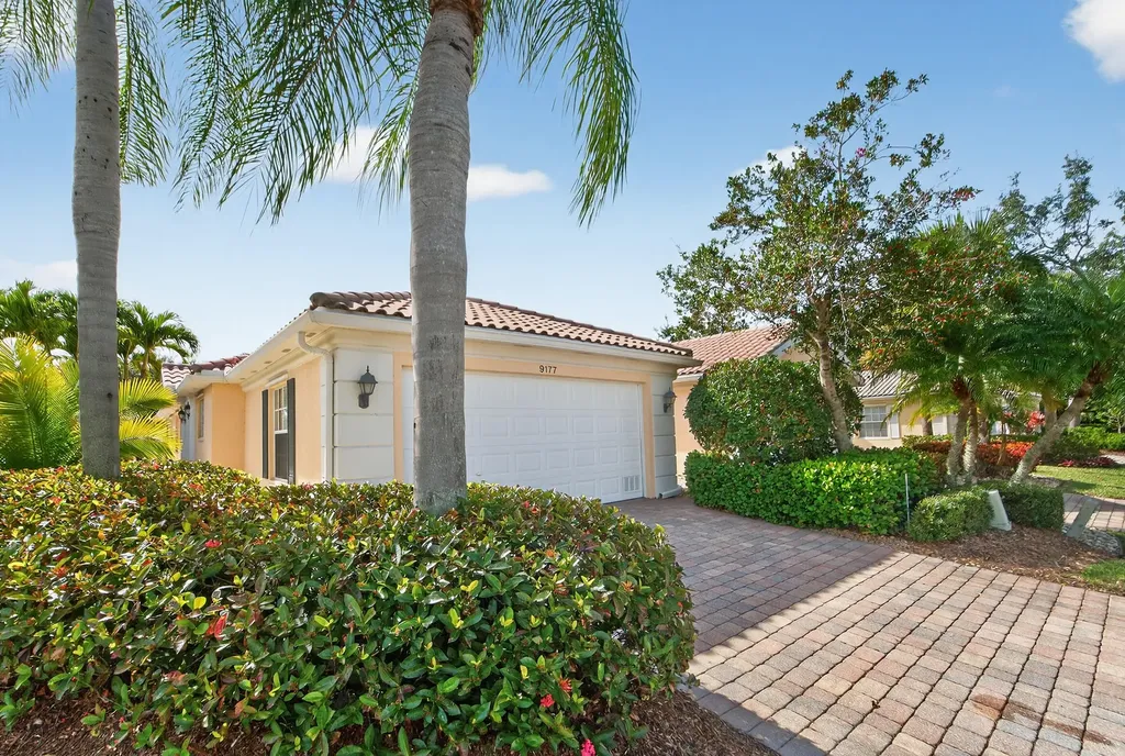 9177 Se Retreat Drive Hobe Sound FL 33455
