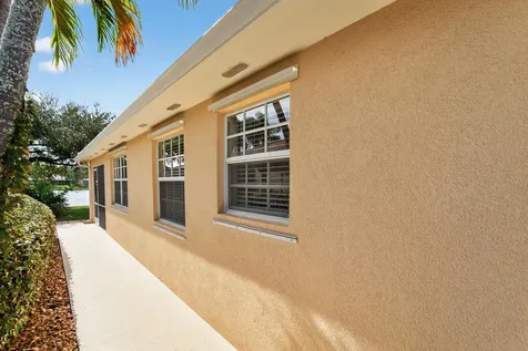 9177 Se Retreat Drive Hobe Sound FL 33455