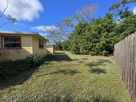 401 Se Tranquilla Avenue Port Saint Lucie FL 34983