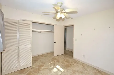 401 Se Tranquilla Avenue Port Saint Lucie FL 34983