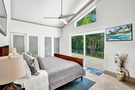 1212 Hillsboro Mile Hillsboro Beach FL 33062