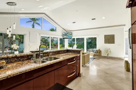 1212 Hillsboro Mile Hillsboro Beach FL 33062