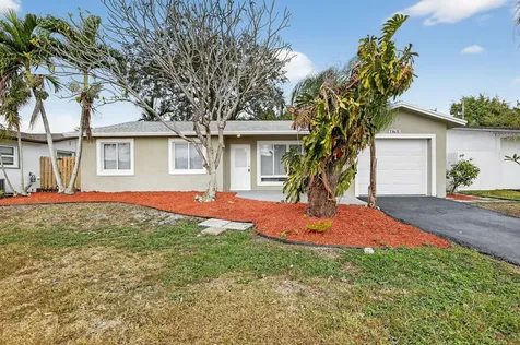 11631 Nw 32nd Manor Sunrise FL 33323