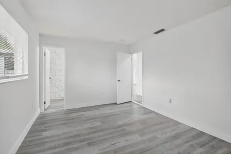 11631 Nw 32nd Manor Sunrise FL 33323