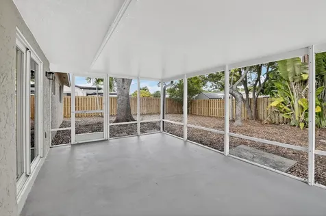 11631 Nw 32nd Manor Sunrise FL 33323