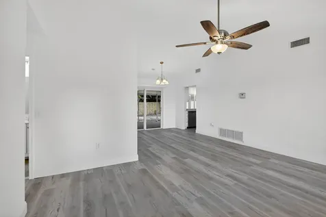 11631 Nw 32nd Manor Sunrise FL 33323