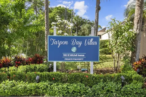 1100 Se Mitchell Avenue Port Saint Lucie FL 34952