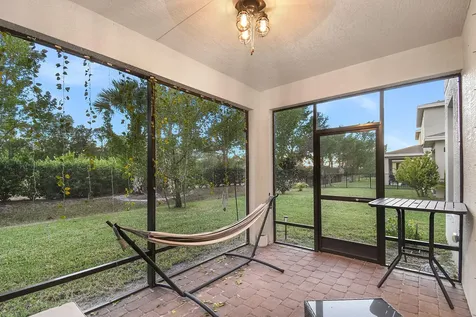 1573 Nw Cataluna Circle Port Saint Lucie FL 34986