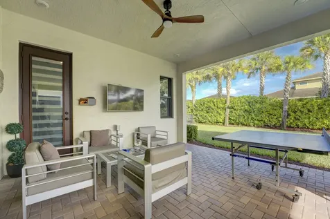 5570 Anna Maria Lane The Acreage FL 33470
