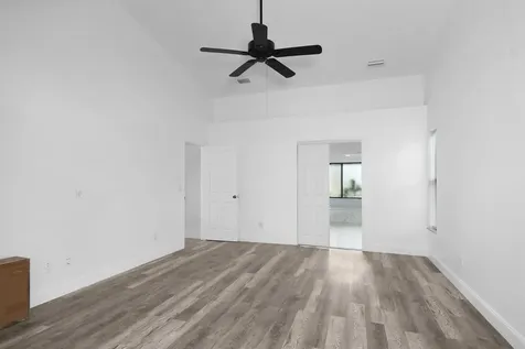 362 Se Crosspoint Drive Port Saint Lucie FL 34983
