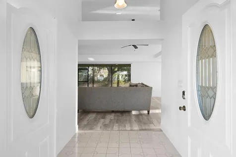 362 Se Crosspoint Drive Port Saint Lucie FL 34983