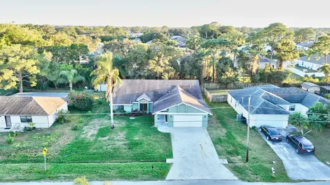 362 Se Crosspoint Drive Port Saint Lucie FL 34983