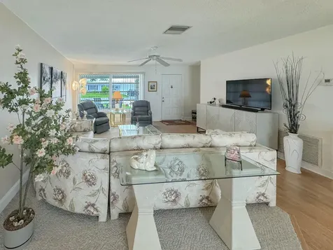 121 Nw 31st Court Pompano Beach FL 33064