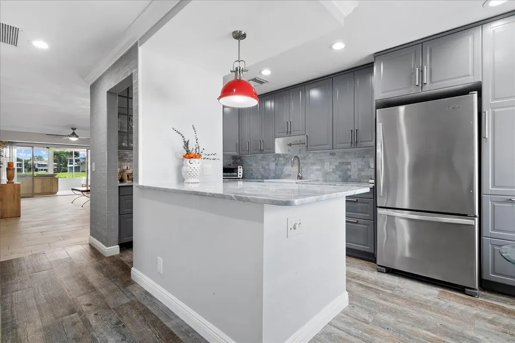 1395 Sw 27th Avenue Delray Beach FL 33445