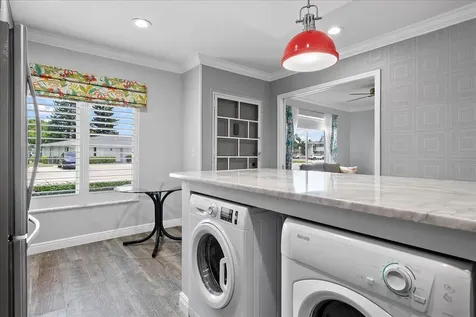 1395 Sw 27th Avenue Delray Beach FL 33445