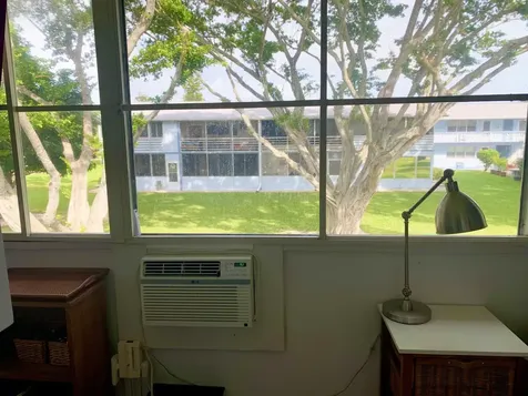 116 Canterbury West Palm Beach FL 33417