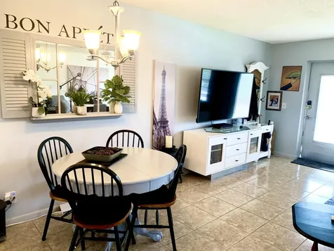 116 Canterbury West Palm Beach FL 33417