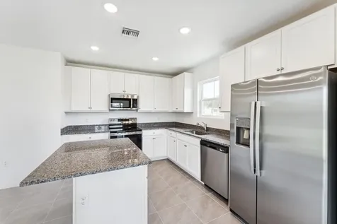 3372 Port Street Lucie Street Port Saint Lucie FL 34953
