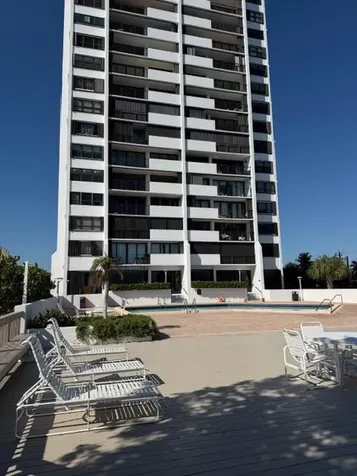 5600 N Flagler Drive West Palm Beach FL 33407