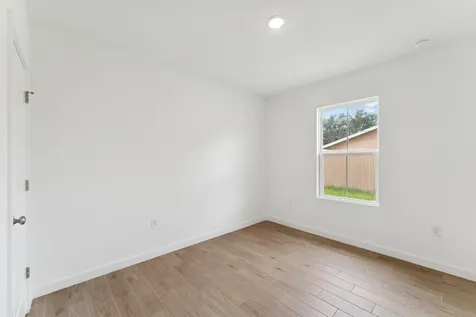1782 Nw Bayshore Boulevard Port Saint Lucie FL 34984