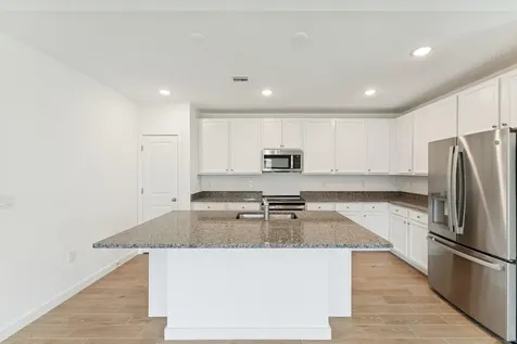 1782 Nw Bayshore Boulevard Port Saint Lucie FL 34984