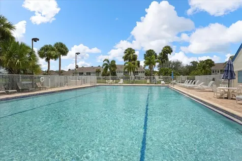1901 Westminster Circle Vero Beach FL 32966