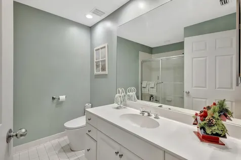 411 Ne Plantation Road Stuart FL 34996