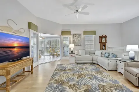411 Ne Plantation Road Stuart FL 34996