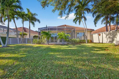 520 E Tall Oaks Drive Palm Beach Gardens FL 33410