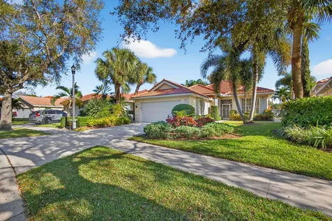 520 E Tall Oaks Drive Palm Beach Gardens FL 33410