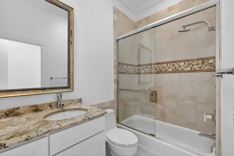 520 E Tall Oaks Drive Palm Beach Gardens FL 33410