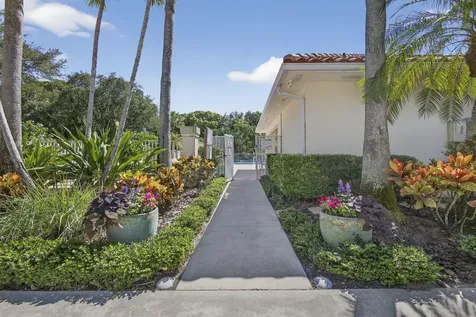 520 E Tall Oaks Drive Palm Beach Gardens FL 33410