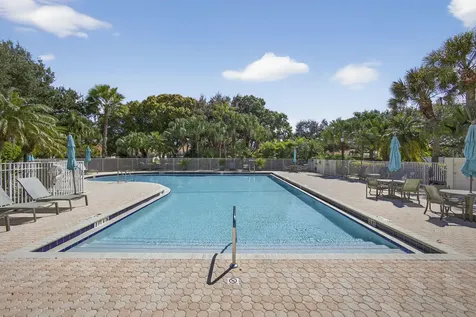 520 E Tall Oaks Drive Palm Beach Gardens FL 33410
