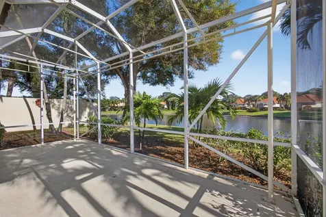 520 E Tall Oaks Drive Palm Beach Gardens FL 33410