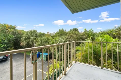 1805 Fairview Villas Drive Palm Springs FL 33406