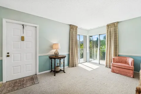 1805 Fairview Villas Drive Palm Springs FL 33406