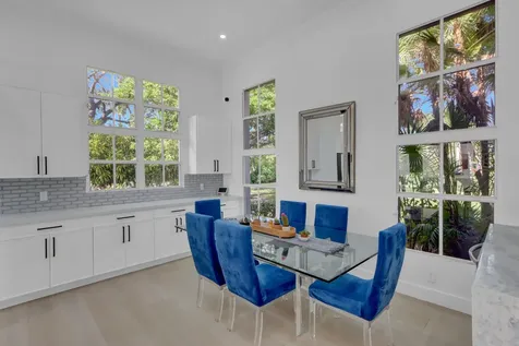 5885 Nw 40th Terrace Boca Raton FL 33496