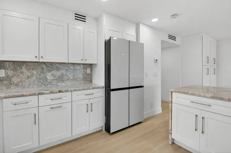17 Capri A Delray Beach FL 33484