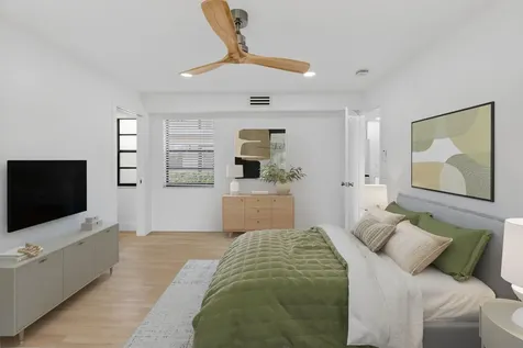 17 Capri A Delray Beach FL 33484