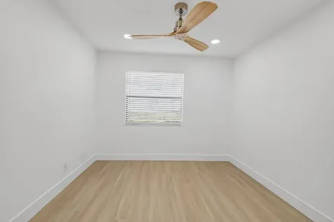 17 Capri A Delray Beach FL 33484