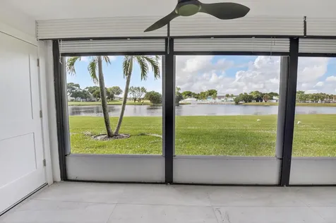 17 Capri A Delray Beach FL 33484