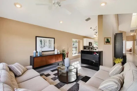 6143 Greenspointe Drive Boynton Beach FL 33437