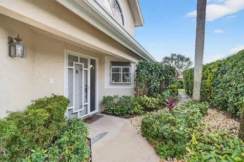 6143 Greenspointe Drive Boynton Beach FL 33437