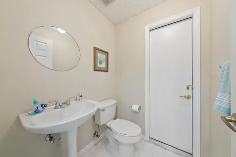 6206 Indian Forest Circle Lake Worth FL 33463