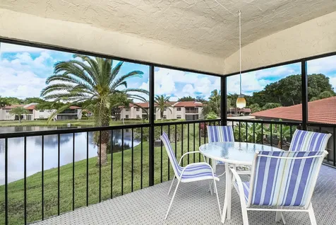 9259 Vista Del Lago Boca Raton FL 33428